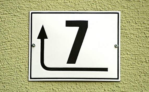Image of number 7